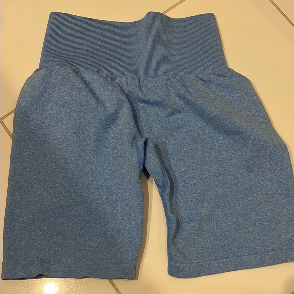 Blue Athletic Shorts with High-Rise Waistband and Moisture-Wicking Fabric